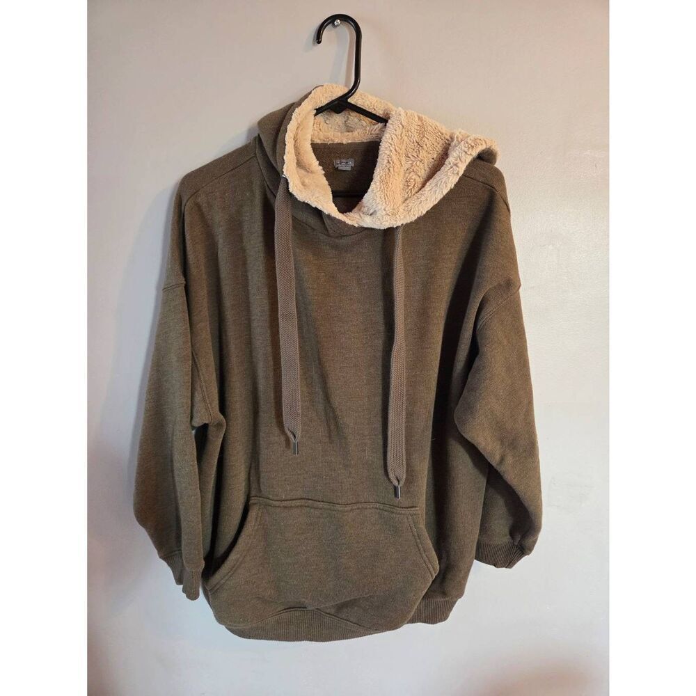 Aerie Oversized Coziest Spring Street Faux Fur Hoodie M